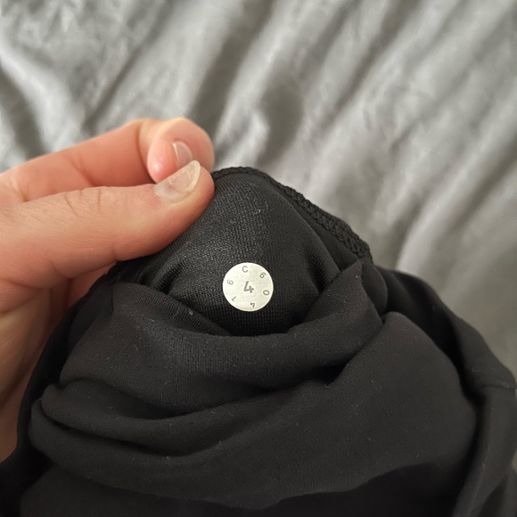 lulu lemon leggings - Picture 4 of 4